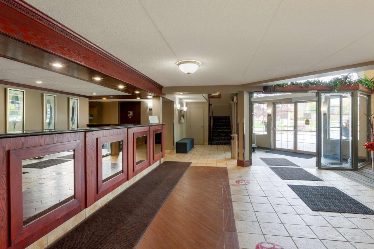 Best Western Plus Orillia Hotel Zewnętrze zdjęcie