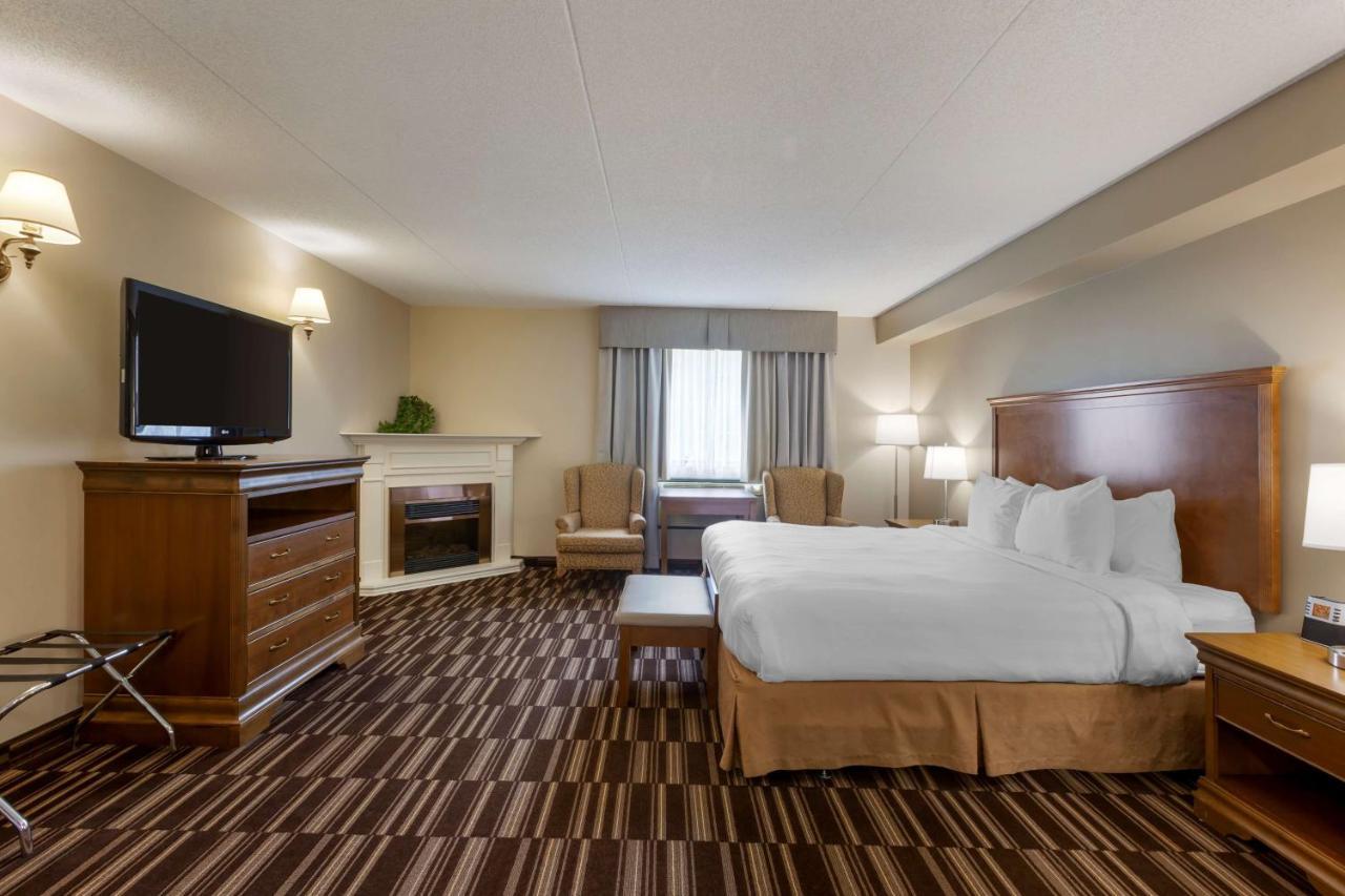 Best Western Plus Orillia Hotel Zewnętrze zdjęcie