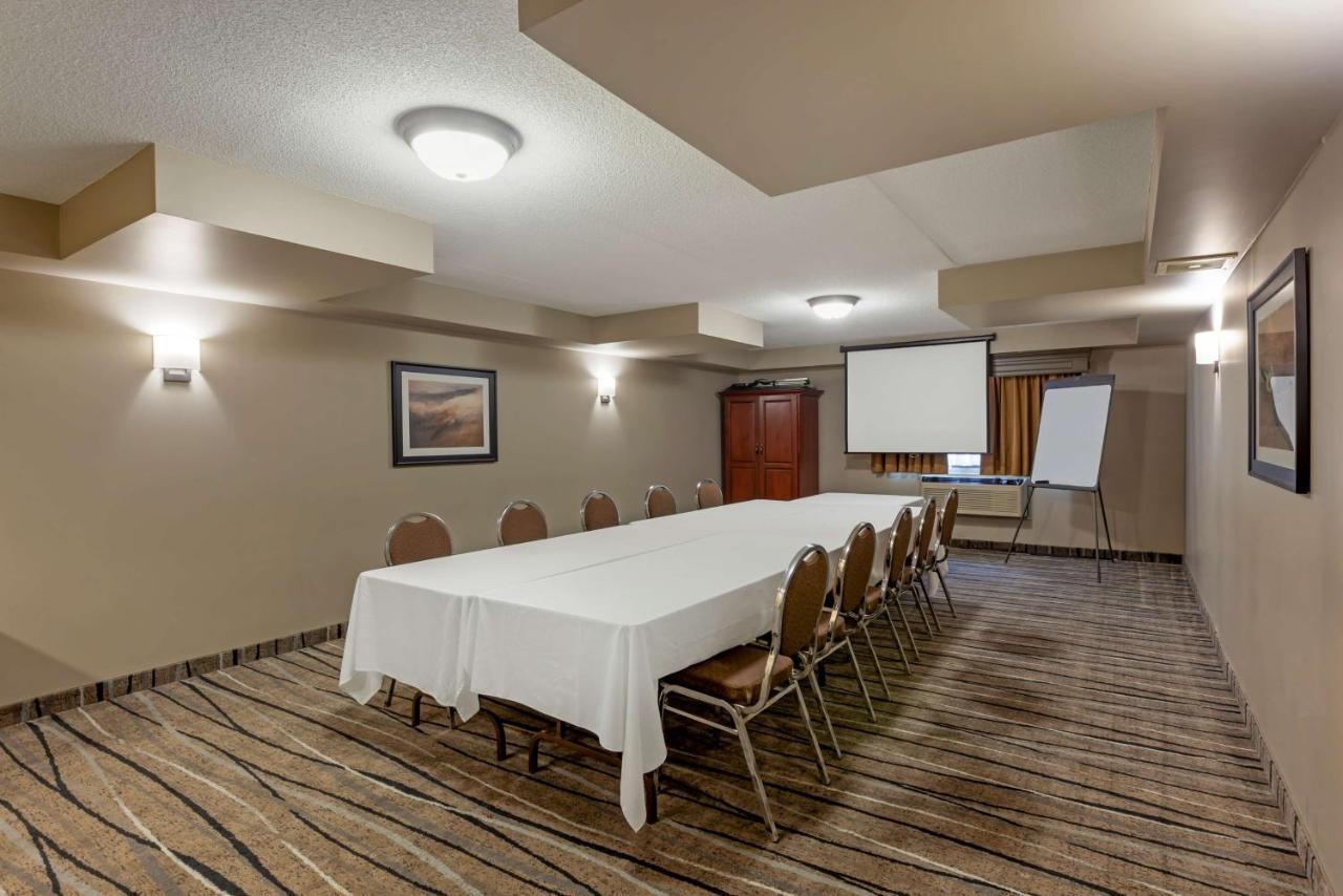 Best Western Plus Orillia Hotel Zewnętrze zdjęcie