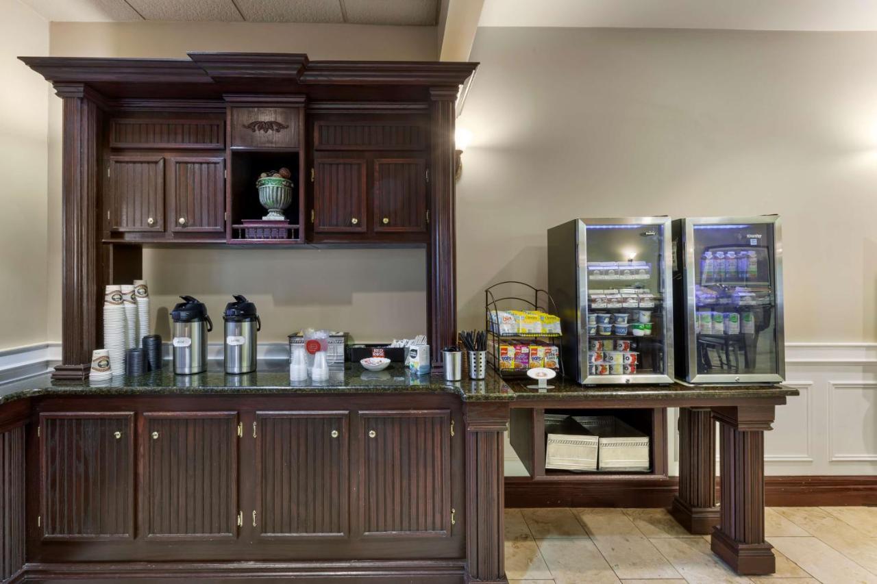 Best Western Plus Orillia Hotel Zewnętrze zdjęcie