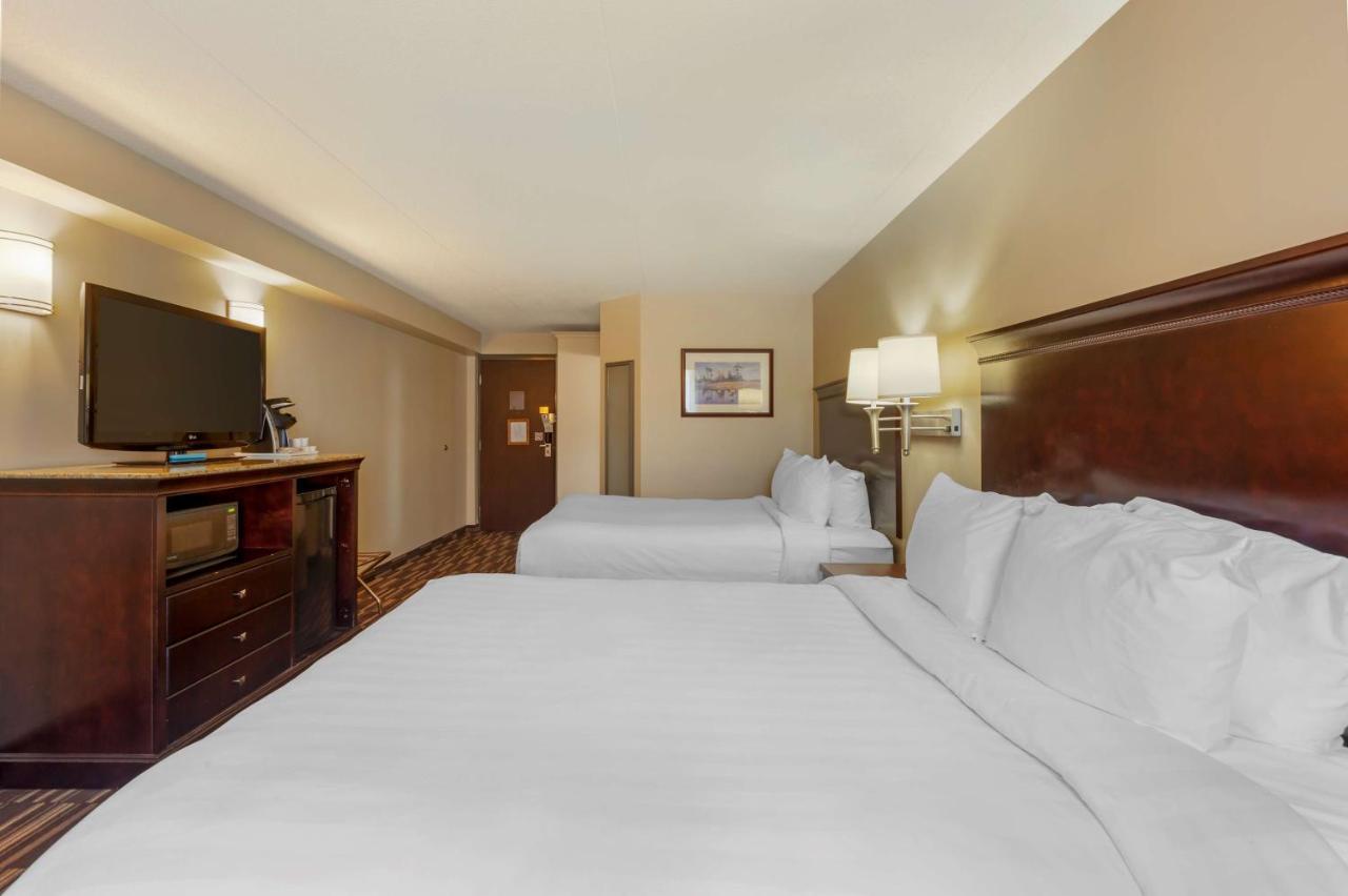 Best Western Plus Orillia Hotel Zewnętrze zdjęcie