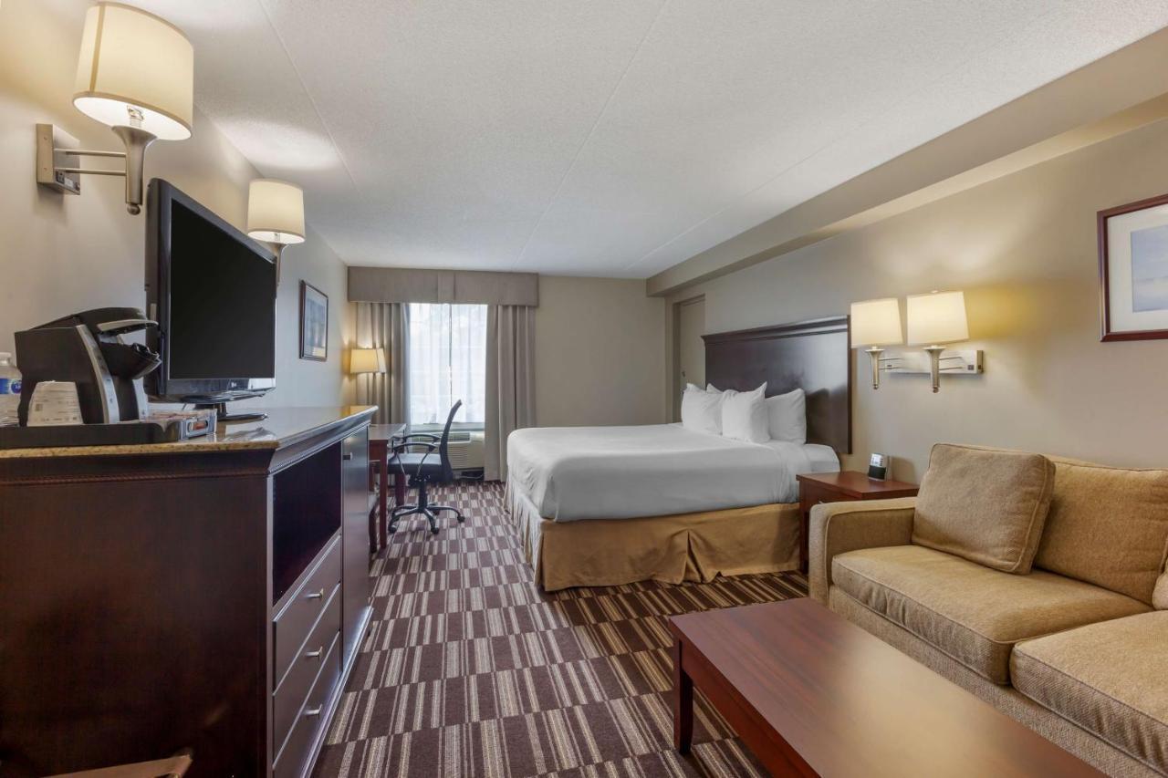 Best Western Plus Orillia Hotel Zewnętrze zdjęcie