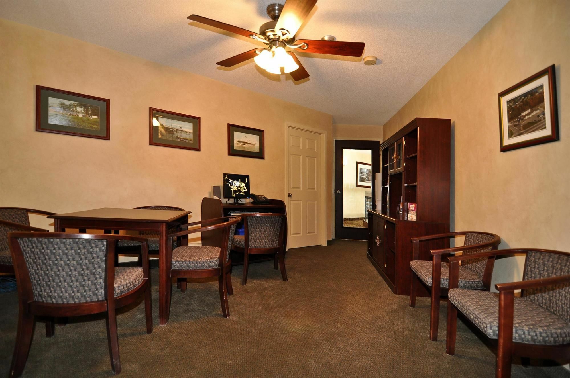 Best Western Plus Orillia Hotel Zewnętrze zdjęcie